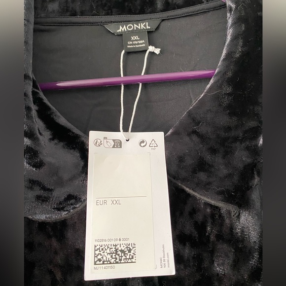Monki velvet top - Picture 2 of 3